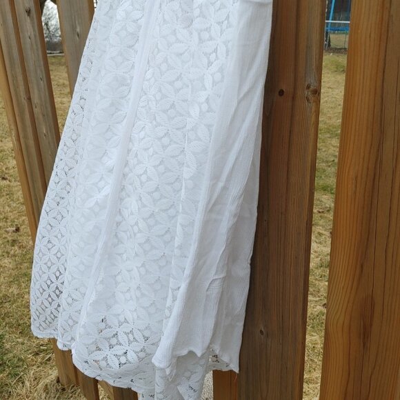 BEAUTIFUL Maurices Handkerchief Skirt Women's 1X Flowy White Lovely Maurice's - Picture 6 of 8